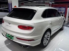 Bentley Bentayga Plug-in Hybrid 3.0T PHEV - ფოტო 8