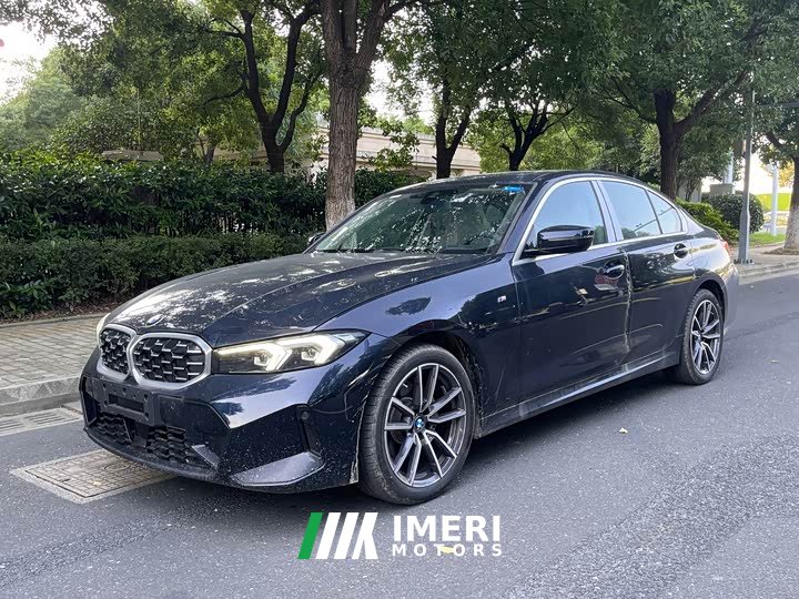 BMW 3 Series 2025 325i M Sport Package - ავტომობილი ჩინეთიდან