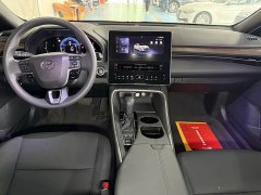 Toyota Camry 2.0L Base - ფოტო 11