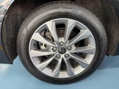 Toyota Camry 2.0L Base - ფოტო 15