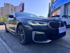BMW 5 Series 525Li M Sport Package - ფოტო 3