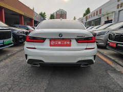 BMW 3 Series 325Li M Sport Package - ფოტო 16