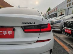 BMW 3 Series 325Li M Sport Package - ფოტო 17
