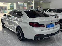 BMW 5 Series 525Li Luxury Package - ფოტო 9