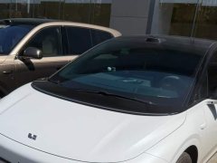 Li Auto i6 2025 Two-Wheel Drive Standard - ფოტო 2