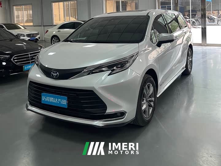 Toyota Sienna 2.5L Hybrid Comfort Edition - ავტომობილი ჩინეთიდან
