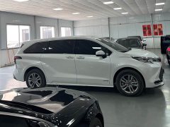 Toyota Sienna 2.5L Hybrid Comfort Edition - ფოტო 3