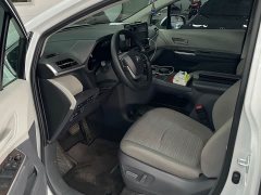 Toyota Sienna 2.5L Hybrid Comfort Edition - ფოტო 5