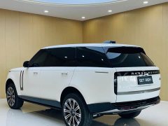 Land Rover Range Rover 3.0L V6 400PS Extended Wheelbase Prestige Edition - ფოტო 7