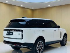 Land Rover Range Rover 3.0L V6 400PS Extended Wheelbase Prestige Edition - ფოტო 9