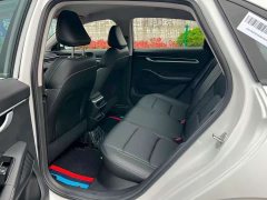 Geely Emgrand 4th Generation 1.5L CVT Star Shine Edition - ფოტო 6