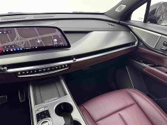 Cadillac XT5 2025 2.0T Platinum - ფოტო 15