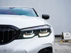 BMW 3 Series 330i M Sport Night Edition Package - ფოტო 4