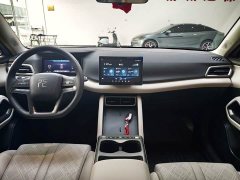 BYD Yuan UP 301KM Pilot Edition - ფოტო 4