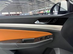 Volkswagen Bora 200TSI DSG Comfort Pro - ფოტო 16
