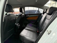 Volkswagen Bora 200TSI DSG Comfort Pro - ფოტო 6