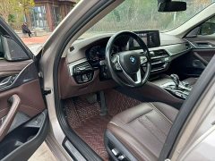 BMW 5 Series 530Li Leading Edition Luxury Package - ფოტო 4