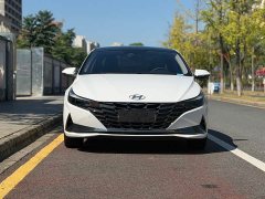 Hyundai Elantra 1.5L CVT Luxury - ფოტო 2