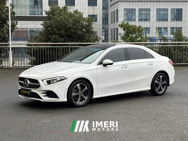 Mercedes-Benz A-Class Facelift A 200 L Sport Sedan Fashion Edition