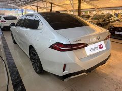 BMW 5 Series 530Li Premier M Sport Package - ფოტო 6