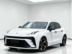 Lynk & Co Geely Lynk & Co 03 1.5T DCT Pro - ფოტო 1