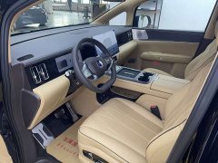 Denza D9 EV 2WDPremium Version - ფოტო 4