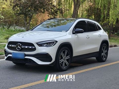 2021 Mercedes-Benz GLA 200 4MATIC