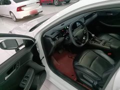 SAIC MG i5 1.5L CVT Luxury - ფოტო 16