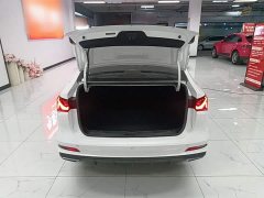 SAIC MG i5 1.5L CVT Luxury - ფოტო 19