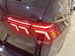 Volkswagen Tiguan L 330TSI Automatic FWD R-Line Comfort Edition - ფოტო 8