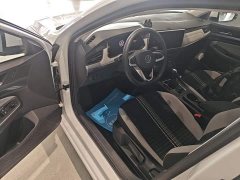 Volkswagen Bora 200TSI DSG Comfort Edition - ფოტო 16