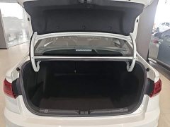 Volkswagen Bora 200TSI DSG Comfort Edition - ფოტო 19
