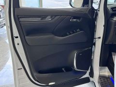 Lexus LM 2020 300h Four-Seat Royal Edition - ფოტო 7