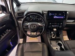 Lexus LM 2020 300h Four-Seat Royal Edition - ფოტო 8