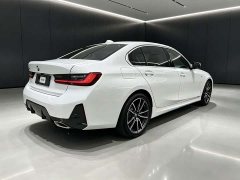 BMW 3 Series 320Li M Sport Package - ფოტო 4