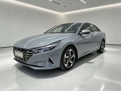 Hyundai Elantra 2022 1.5L CVT Luxury - ფოტო 1
