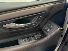 Toyota Vellfire Crown Hybrid 2.5L Executive Premier Edition - ფოტო 4