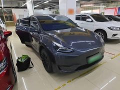 Tesla Model Y Rear-Wheel Drive - ფოტო 4