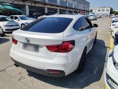 BMW 3 Series GT 2020 320i M Sport Midnight Edition - ფოტო 7