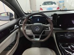 BYD Qin PLUS Glory Edition DM-i 55KM Leading - ფოტო 11