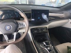 BYD Qin PLUS Glory Edition DM-i 55KM Leading - ფოტო 10