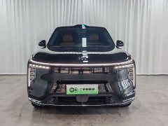IM Motors Zhiji LS8 52 Max Luxury Six-Seater - ფოტო 2