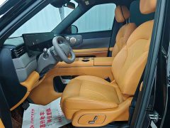 IM Motors Zhiji LS8 52 Max Luxury Six-Seater - ფოტო 7