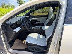 BYD Dolphin 06 DM-i Smart Drive 120KM Deluxe - ფოტო 1