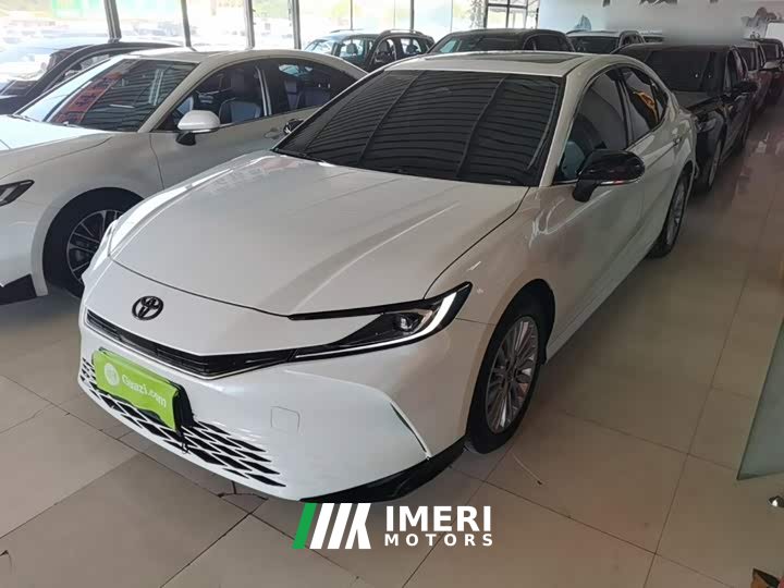 Toyota Camry 2.0GVP Luxury Edition - ავტომობილი ჩინეთიდან