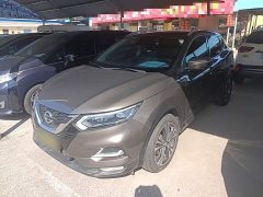 Nissan Qashqai 2.0L CVT Luxury - ფოტო 2