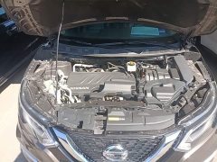 Nissan Qashqai 2.0L CVT Luxury - ფოტო 17