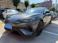 Changan UNI-V Third Generation 2.0T Dynamic Engine Edition - ფოტო 1