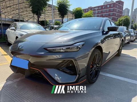 2025 Changan UNI-V Third Generation 2.0T Dynamic Engine Edition