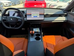 Changan UNI-V Third Generation 2.0T Dynamic Engine Edition - ფოტო 9